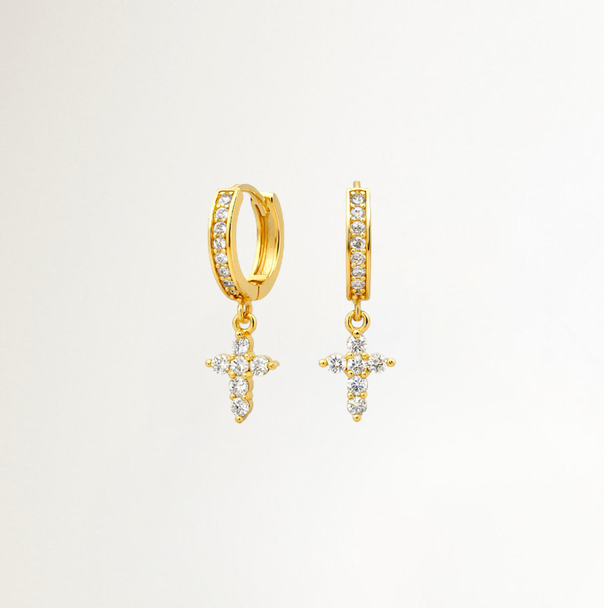 ARGOLLAS CRUZ BRILLANTE BAÑADAS EN ORO