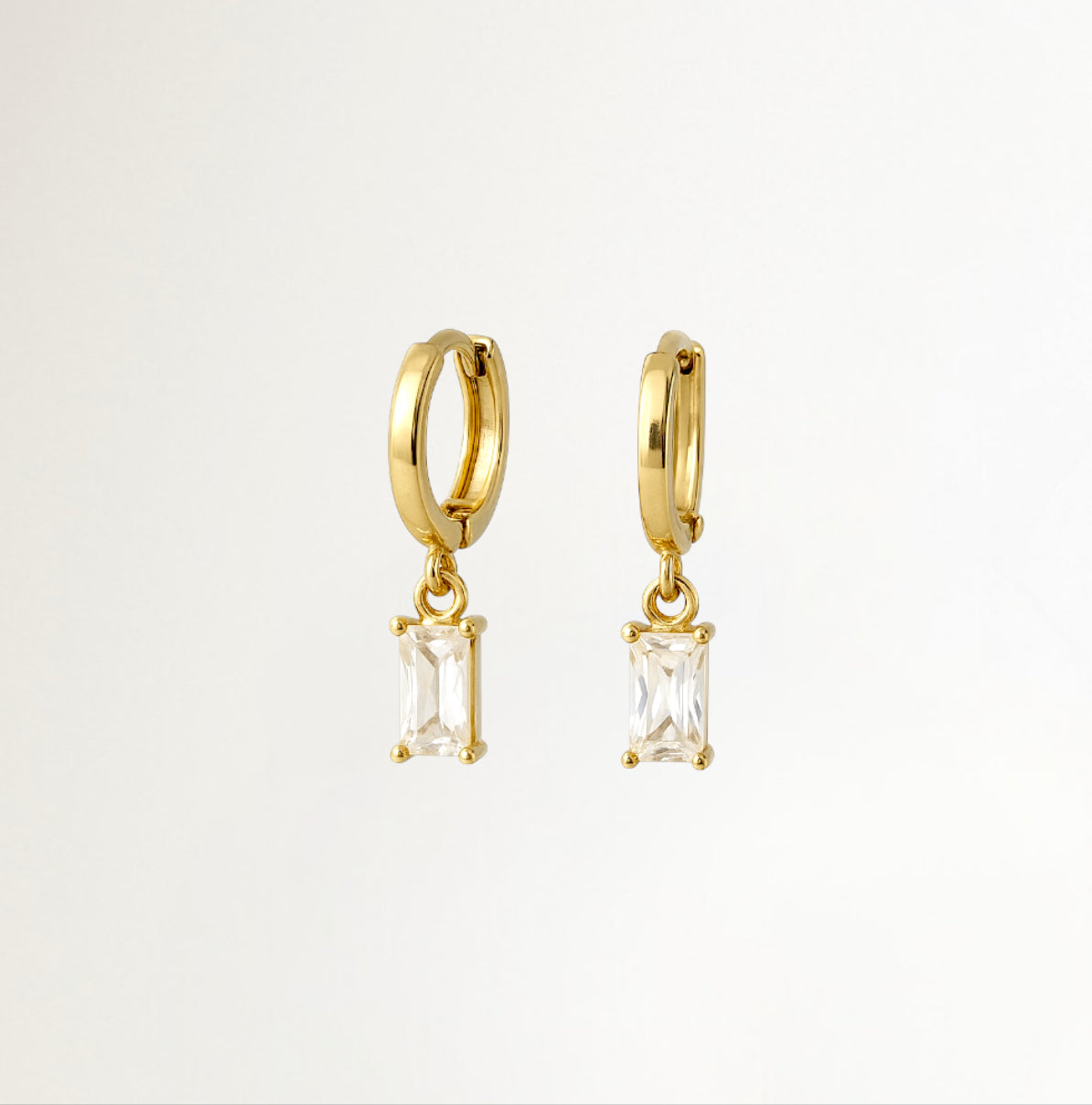 ARGOLLAS RECTANGULO BAÑADAS EN ORO