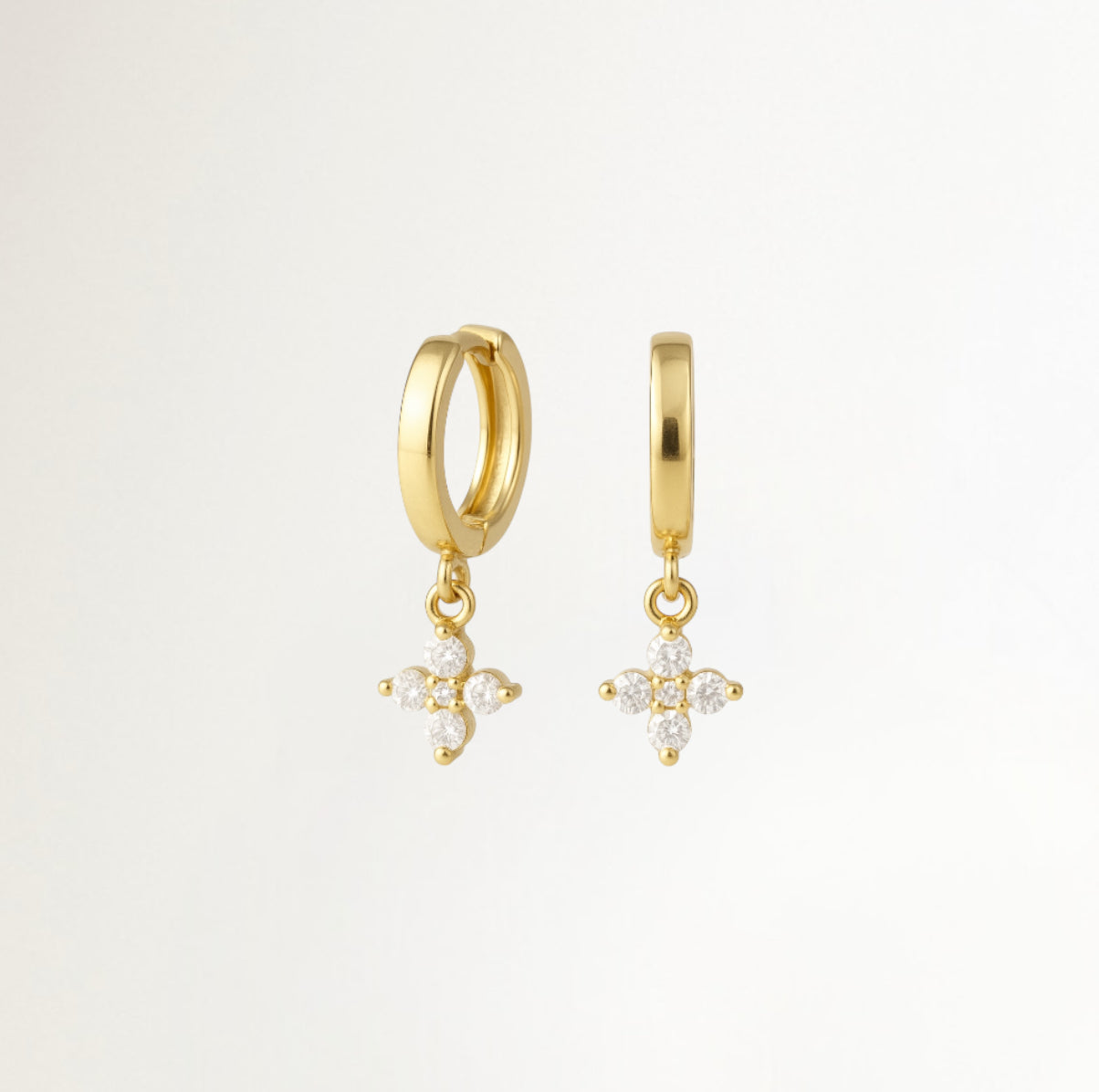 ARGOLLAS FLOR BAÑADAS EN ORO