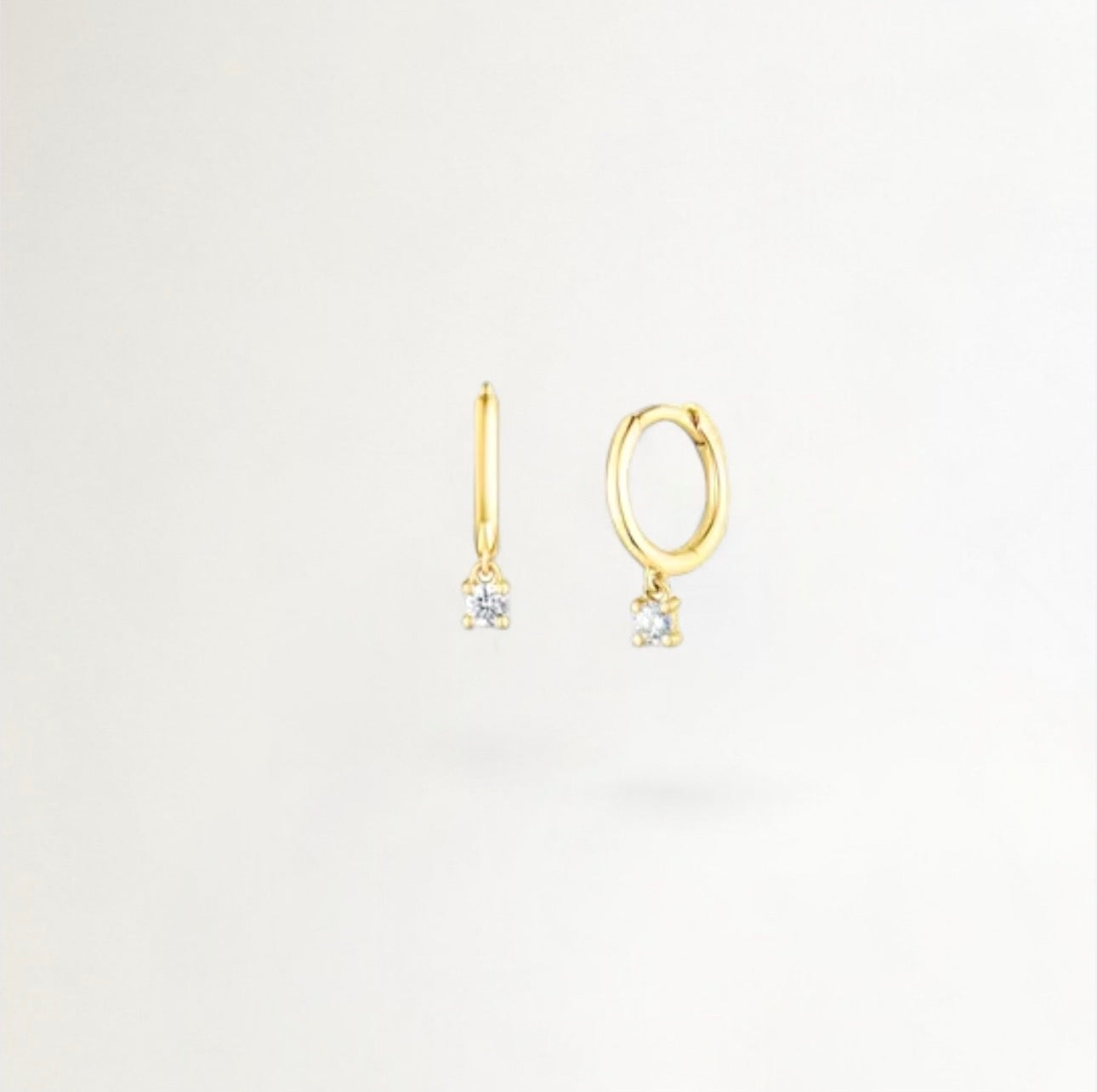 ARGOLLAS CIRCONIA BAÑADAS EN ORO