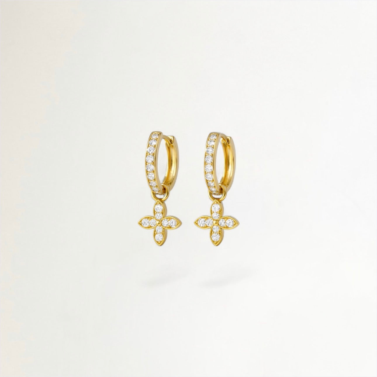 ARGOLLAS FLOR BAÑADAS EN ORO