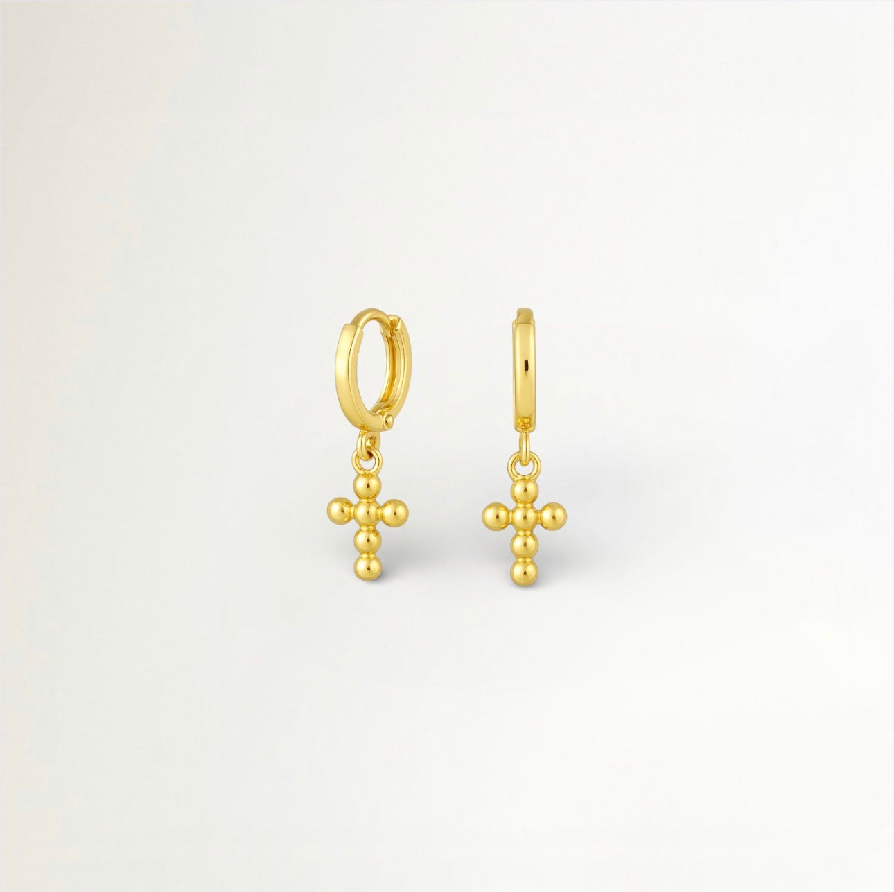 ARGOLLAS LISAS CRUZ BAÑADAS EN ORO