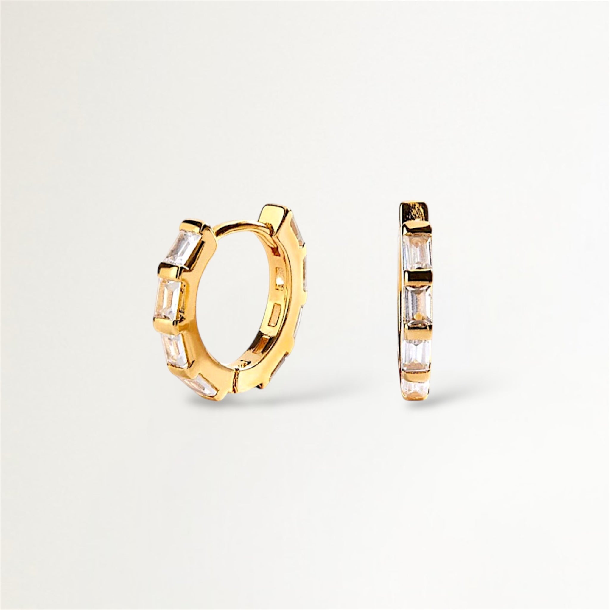 ARGOLLAS RECTANGULARES BAÑADAS EN ORO