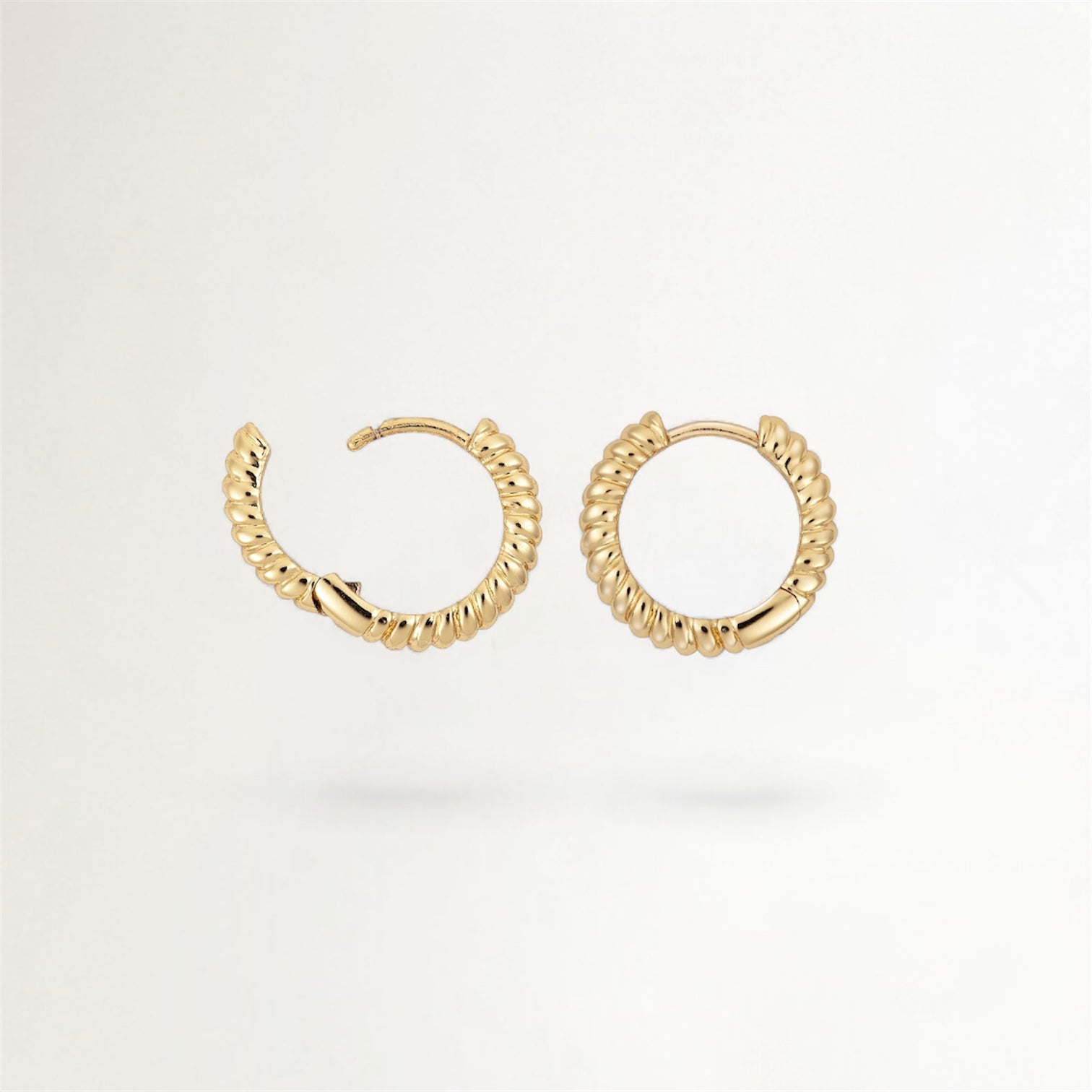 ARGOLLAS CADENA BAÑADAS EN ORO