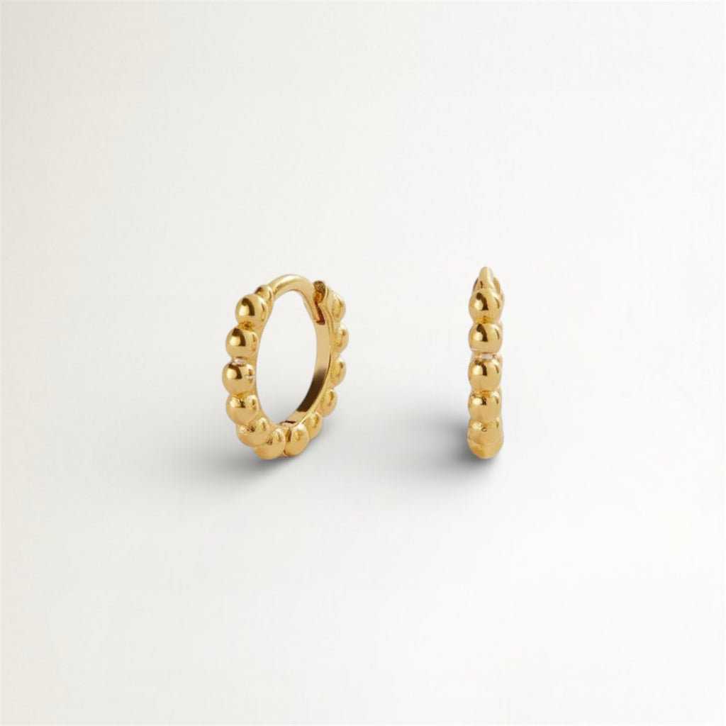 ARGOLLAS CON PUNTOS BAÑADOS EN ORO 10MM